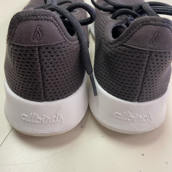 Brown Allbirds shoes sz 7 - Picture 2 of 3
